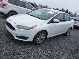 2018 Ford Focus SE with VIN 1FADP3F28JL288105, listed as a IAAI auction lot 41884469 with 1 mi miles. Bid and sale history available at carsss.com. Image 17.