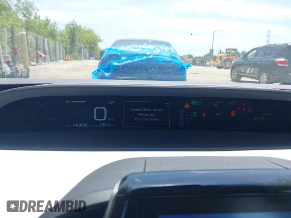 2017 Toyota Prius Plus z VIN JTDKARFP9H3022524, wystawiony jako IAAI lot #42527901 z przebiegiem 44 809 mil mil oraz . Historia ofert i sprzedaży dostępna na DreamBid. Obrazek 7.