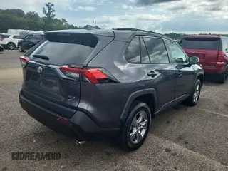2022 Toyota RAV4 XLE with VIN 2T3P1RFV5NC282921, listed as a IAAI auction lot 42840420 with 43,470 mi miles and . Bid and sale history available at DreamBid. Image 24.
