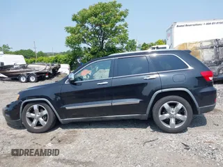2011 Jeep Grand Cherokee Overland with VIN 1J4RR6GT3BC574037, listed as a IAAI auction lot 42411532 with 158,765 mi miles and . Bid and sale history available at DreamBid. Image 15.