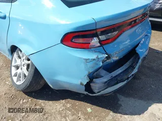 2013 Dodge Dart SXT z VIN 1C3CDFBA3DD290053, wystawiony jako IAAI lot #41877755 z przebiegiem 170 331 mil mil oraz . Historia ofert i sprzedaży dostępna na DreamBid. Obrazek 6.
