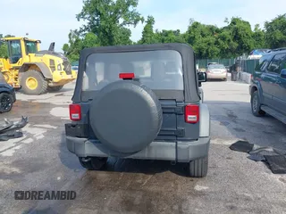 2016 Jeep Wrangler Black Bear с VIN 1C4AJWAG1GL201303, выставлен на аукционе IAAI как лот 42604644 с пробегом 111 210 миль миль и . История ставок и продаж доступна на DreamBid. Изображение 17.