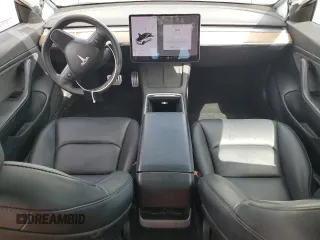 2020 Tesla Model 3 Performance z VIN 5YJ3E1EC4LF800149, wystawiony jako Copart lot #48711045 z przebiegiem 95 229 mil mil oraz Szkoda całkowita • Salvage title. Historia ofert i sprzedaży dostępna na DreamBid. Obrazek 8.