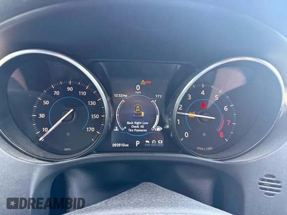 2017 Jaguar F-Pace 35t Premium with VIN SADCJ2BV6HA072359, listed as a Copart auction lot 54333995 with 93,910 mi miles and Clean Title. Bid and sale history available at DreamBid. Image 8.