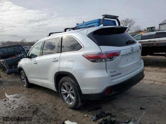 2014 Toyota Highlander XLE with VIN 5TDJKRFH5ES052647, listed as a Copart auction lot 42293425 with 125,479 mi miles and Salvage Title. Bid and sale history available at carsss.com. Image 2.