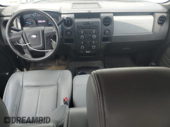 2014 Ford F-150 XL с VIN 1FTEX1EM7EKG22190, выставлен на аукционе Copart как лот 64834125 с пробегом 216 764 миль миль и Списание • Salvage title. История ставок и продаж доступна на DreamBid. Изображение 8.