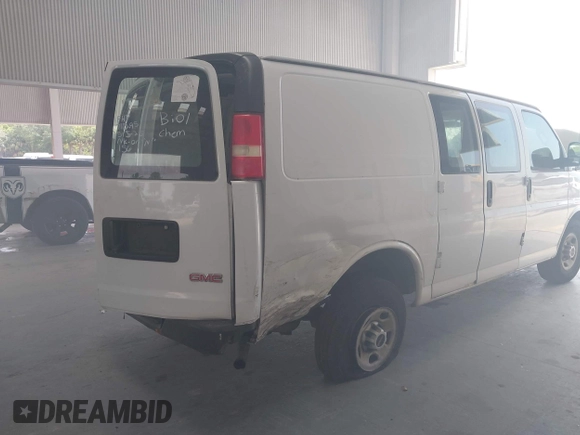 2017 GMC Savana Cargo z VIN 1GTW7AFF4H1149962, wystawiony jako IAAI lot #42215915 z przebiegiem 105 181 mil mil oraz . Historia ofert i sprzedaży dostępna na DreamBid. Obrazek 6.