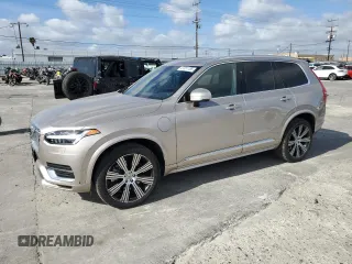 2024 Volvo XC90 Plus Bright Theme z VIN YV4H60CEXR1233459, wystawiony jako Copart lot #47551785 z przebiegiem 10 166 mil mil oraz Szkoda całkowita • Salvage title. Historia ofert i sprzedaży dostępna na DreamBid. Obrazek 1.