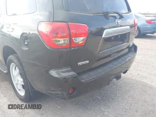 2008 Toyota Sequoia Ltd with VIN 5TDZY68A88S000028, listed as a IAAI auction lot 41954510 with 314,628 mi miles. Bid and sale history available at carsss.com. Image 6.
