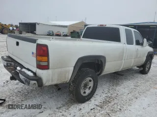2000 GMC Sierra 2500 SLE z VIN 1GTGK29U1YE139224, wystawiony jako Copart lot #45599125 z przebiegiem 290 042 mil mil oraz Szkoda całkowita • Salvage title. Historia ofert i sprzedaży dostępna na DreamBid. Obrazek 3.