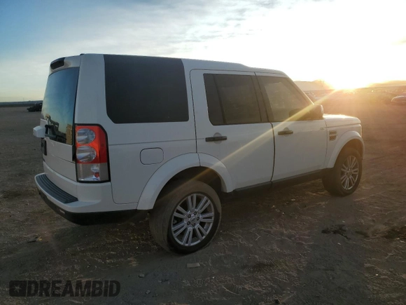 2010 Land Rover LR4 HSE с VIN SALAM2D41AA517569, выставлен на аукционе Copart как лот 86906714 с пробегом 182 132 миль миль и Списание • Salvage title. История ставок и продаж доступна на DreamBid. Изображение 3.