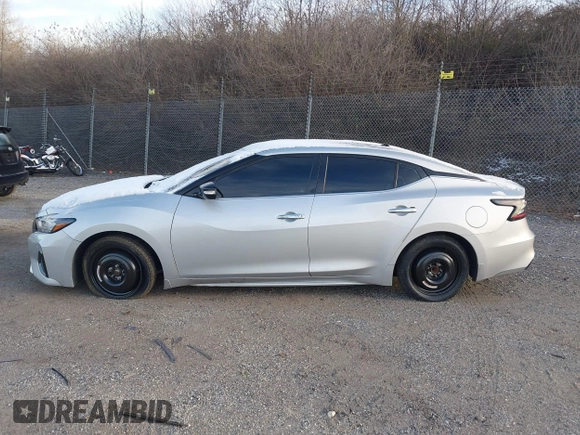 2020 Nissan Maxima SL z VIN 1N4AA6DV9LC384220, wystawiony jako IAAI lot #41162165 z przebiegiem 61 591 mil mil oraz . Historia ofert i sprzedaży dostępna na DreamBid. Obrazek 13.