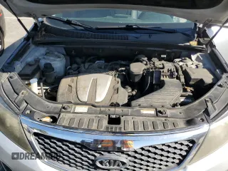 2011 Kia Sorento LX with VIN 5XYKT4A20BG125875, listed as a Copart auction lot 52759345 with 196,291 mi miles and Clean Title. Bid and sale history available at DreamBid. Image 11.