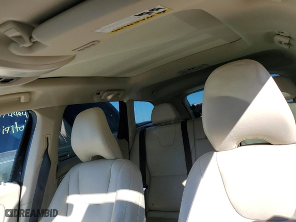 2016 Volvo XC60 T5 Platinum with VIN YV4612RM4G2788494, listed as a Copart auction lot 85662254 with 94,069 mi miles and Salvage Title. Bid and sale history available at carsss.com. Image 10.
