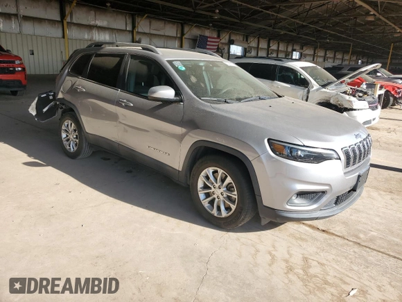 2019 Jeep Cherokee Latitude z VIN 1C4PJLCB7KD376684, wystawiony jako Copart lot #60566295 z przebiegiem 99 184 mil mil oraz Szkoda całkowita • Salvage title. Historia ofert i sprzedaży dostępna na DreamBid. Obrazek 4.