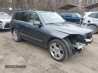 2015 Mercedes-Benz GLK with VIN WDCGG8JB7FG441353, listed as a IAAI auction lot 41598516 with 88,390 mi miles. Bid and sale history available at carsss.com. Image 1.