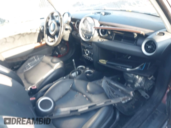 2012 MINI Hardtop with VIN WMWSU3C56CT367152, listed as a IAAI auction lot 41975768 with Not Provided miles and . Bid and sale history available at DreamBid. Image 5.