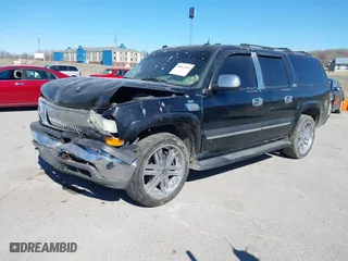 2004 Chevrolet Suburban LS with VIN 1GNFK16Z54J271918, listed as a IAAI auction lot 38862513 with 251,676 mi miles. Bid and sale history available at carsss.com. Image 2.
