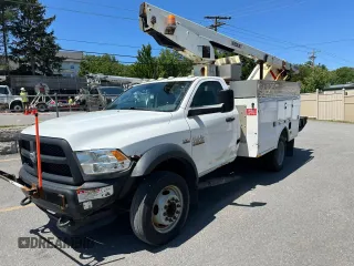 2014 Ram 4500 z VIN 3C7WRKAJ2EG281808, wystawiony jako Copart lot #59710425 z przebiegiem 129 348 mil mil oraz Czysty tytuł • Clean title. Historia ofert i sprzedaży dostępna na DreamBid. Obrazek 1.