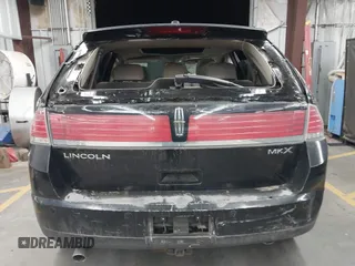 2008 Lincoln MKX with VIN 2LMDU68C08BJ30135, listed as a IAAI auction lot 42684343 with 159,520 mi miles and . Bid and sale history available at DreamBid. Image 16.