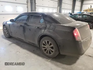 2014 Chrysler 300 with VIN 2C3CCAGG4EH352616, listed as a Copart auction lot 41852545 with 120,667 mi miles and Clean Title. Bid and sale history available at carsss.com. Image 2.