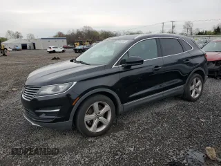 2017 Lincoln MKC Premiere with VIN 5LMCJ1D97HUL33754, listed as a Copart auction lot 53035365 with 136,081 mi miles and Salvage Title. Bid and sale history available at carsss.com. Image 1.