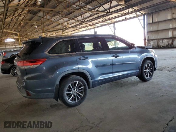 2017 Toyota Highlander XLE with VIN 5TDJZRFH5HS462350, listed as a Copart auction lot 63927495 with 143,051 mi miles and Salvage title. Bid and sale history available at DreamBid. Image 3.