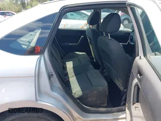 2008 Ford Focus SE with VIN 1FAHP35N98W293738, listed as a IAAI auction lot 41940524 with 147,351 mi miles. Bid and sale history available at carsss.com. Image 8.