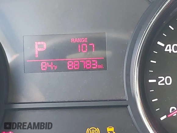 2016 Kia Sedona LX with VIN KNDMB5C19G6084405, listed as a IAAI auction lot 41211452 with 88,783 mi miles. Bid and sale history available at carsss.com. Image 7.