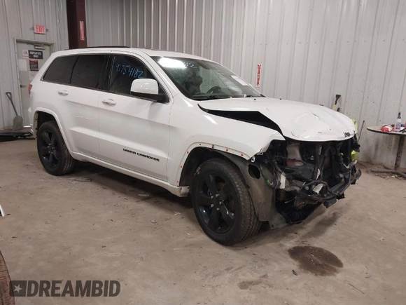 2015 Jeep Grand Cherokee Laredo with VIN 1C4RJFAG6FC606431, listed as a IAAI auction lot 41754182 with 99,987 mi miles. Bid and sale history available at carsss.com. Image 1.