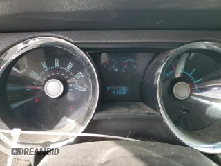2010 Ford Mustang V6 with VIN 1ZVBP8AN8A5125021, listed as a Copart auction lot 55062725 with 163,880 mi miles and Salvage title. Bid and sale history available at DreamBid. Image 9.