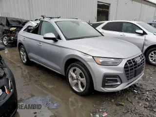 2021 Audi Q5 Premium Plus with VIN WA1BAAFY5M2098004, listed as a Copart auction lot 70068762 with 10,336 mi miles. Bid and sale history available at carsss.com. Image 4.