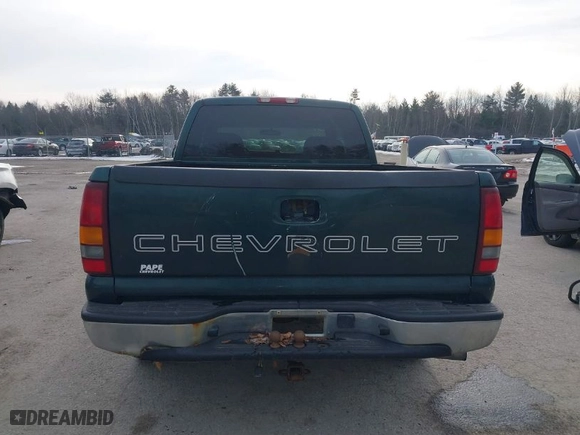 2002 Chevrolet Silverado 1500 LS with VIN 2GCEC19W421188121, listed as a IAAI auction lot 41375919 with 146,052 mi miles. Bid and sale history available at carsss.com. Image 15.