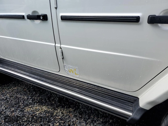 2020 Mercedes-Benz G 550 z VIN W1NYC6BJ3LX340654, wystawiony jako Copart lot #73865904 z przebiegiem 43 861 mil mil oraz Nie do naprawy • Non repairable. Historia ofert i sprzedaży dostępna na DreamBid. Obrazek 13.
