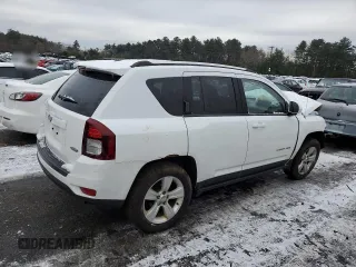 2014 Jeep Compass Latitude with VIN 1C4NJDEB9ED911237, listed as a Copart auction lot 85651674 with Not Provided miles and Salvage Title. Bid and sale history available at DreamBid. Image 3.