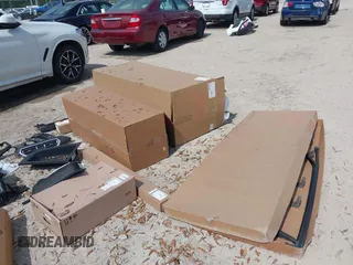 2023 BMW X4 xDrive30i с VIN 5UX33DT01P9S83083, выставлен на аукционе IAAI как лот 42252039 с пробегом Не указан миль и . История ставок и продаж доступна на DreamBid. Изображение 20.