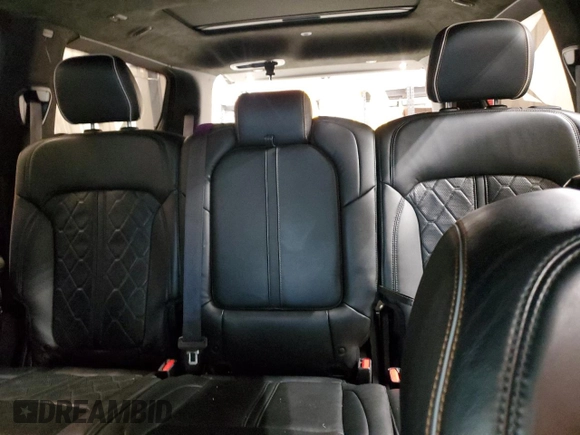 2022 Jeep Grand Wagoneer Series III с VIN 1C4SJVGJ5NS128232, выставлен на аукционе Copart как лот 84862334 с пробегом 72 418 миль миль и Списание • Salvage title. История ставок и продаж доступна на DreamBid. Изображение 10.