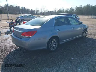 2012 Toyota Avalon z VIN 4T1BK3DB5CU456391, wystawiony jako IAAI lot #41388405 z przebiegiem 107 280 mil mil oraz . Historia ofert i sprzedaży dostępna na DreamBid. Obrazek 4.