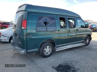 1998 GMC Savana Cargo Van YF7 with VIN 1GDFG15R9W1059226, listed as a Copart auction lot 44431965 with 0 mi miles and Salvage Title. Bid and sale history available at carsss.com. Image 3.
