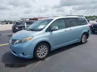 2015 Toyota Sienna Limited с VIN 5TDDK3DC0FS127743, выставлен на аукционе IAAI как лот 42446949 с пробегом 63 026 миль миль и . История ставок и продаж доступна на DreamBid. Изображение 2.