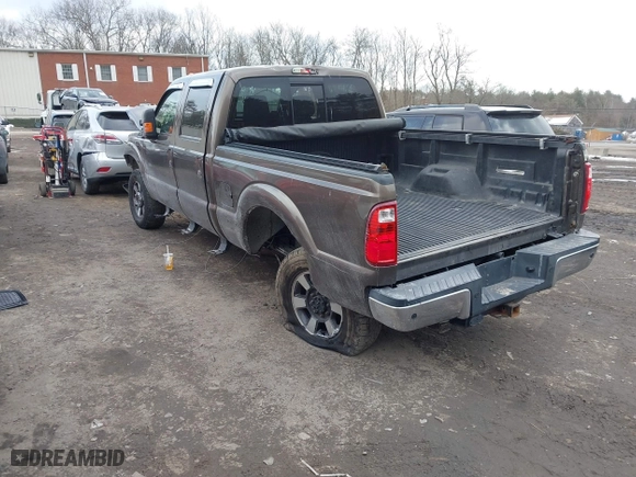 2016 Ford Super Duty F-250 SRW Lariat with VIN 1FT7W2B67GEA79674, listed as a IAAI auction lot 41420351 with 136,409 mi miles. Bid and sale history available at carsss.com. Image 3.