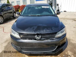 2013 Volkswagen Jetta SE with VIN 3VWDX7AJ5DM297733, listed as a Copart auction lot 53813265 with 239,797 mi miles and Non repairable. Bid and sale history available at DreamBid. Image 5.