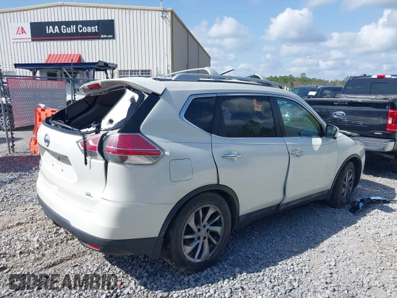 2015 Nissan Rogue SL with VIN 5N1AT2MT1FC755320, listed as a IAAI auction lot 41796523 with 1 mi miles. Bid and sale history available at carsss.com. Image 4.