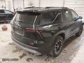 2024 Chevrolet Traverse AWD Z71 with VIN 1GNEVJKS7RJ198778, listed as a IAAI auction lot 41729998 with 8,051 mi miles. Bid and sale history available at carsss.com. Image 4.