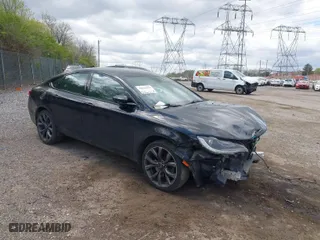 2015 Chrysler 200 S with VIN 1C3CCCDG7FN523416, listed as a IAAI auction lot 42024055 with 107,480 mi miles. Bid and sale history available at carsss.com. Image 1.
