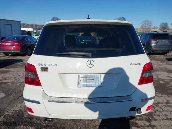 2012 Mercedes-Benz GLK-Class GLK 350 with VIN WDCGG8HB5CF806880, listed as a IAAI auction lot 41600127 with 101,780 mi miles. Bid and sale history available at carsss.com. Image 15.