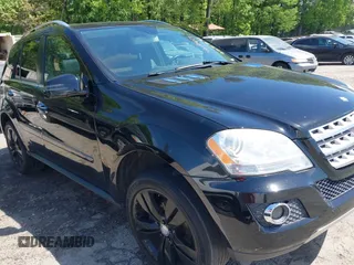 2011 Mercedes-Benz M 350 z VIN 4JGBB5GB4BA662891, wystawiony jako IAAI lot #42084059 z przebiegiem 176 416 mil mil oraz . Historia ofert i sprzedaży dostępna na DreamBid. Obrazek 1.