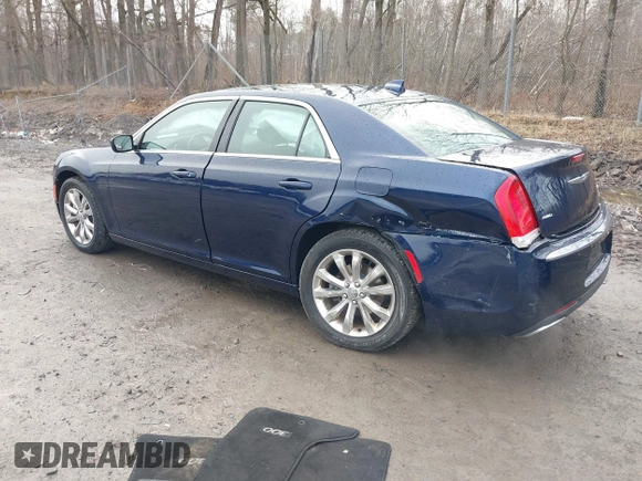 2016 Chrysler 300 Limited with VIN 2C3CCARG2GH182563, listed as a IAAI auction lot 41904232 with 61,949 mi miles and . Bid and sale history available at DreamBid. Image 3.
