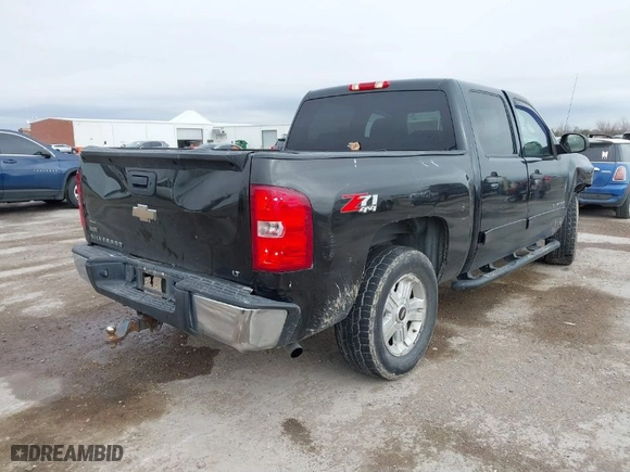 2010 Chevrolet Silverado 1500 LT with VIN 3GCRKSE38AG126152, listed as a IAAI auction lot 41399278 with 246,192 mi miles. Bid and sale history available at carsss.com. Image 4.