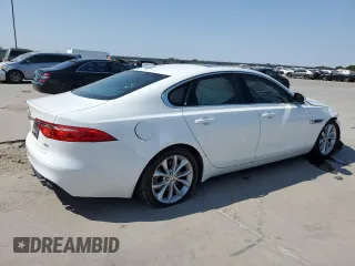 2019 Jaguar XF 25t Premium with VIN SAJBD4FX4KCY79434, listed as a Copart auction lot 74850564 with 32,337 mi miles and Salvage Title. Bid and sale history available at carsss.com. Image 3.
